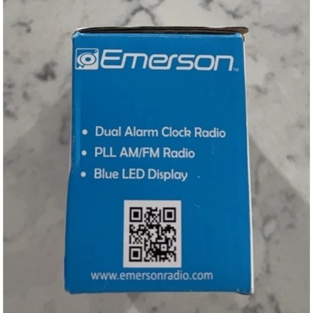 Emerson CK2023 Dual Alarm Clock Radio Black Digital AM/FM Tuning LED Display